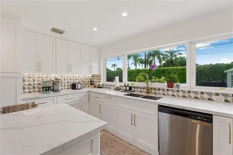 5785 SW 46th Terrace Miami FL 33155