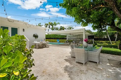 5785 SW 46th Terrace Miami FL 33155