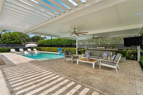 5785 SW 46th Terrace Miami FL 33155