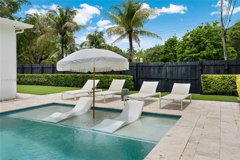 5785 SW 46th Terrace Miami FL 33155