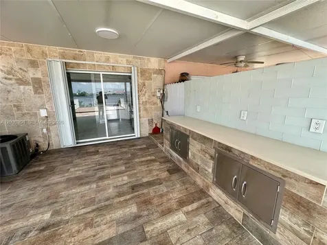 9837 W Okeechobee Road Hialeah Gardens FL 33016