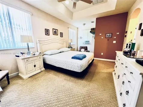 2499 SE 14th Street Homestead FL 33035