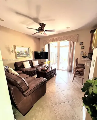 2499 SE 14th Street Homestead FL 33035