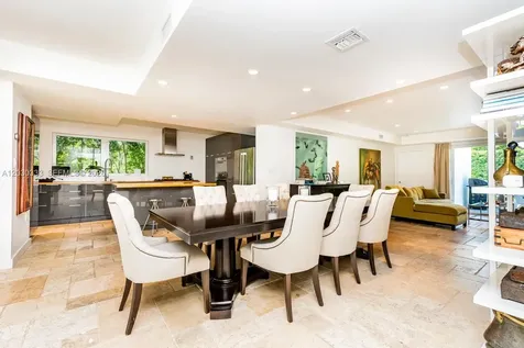 575 W 50th Street Miami Beach FL 33140