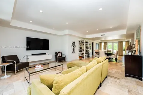 575 W 50th Street Miami Beach FL 33140
