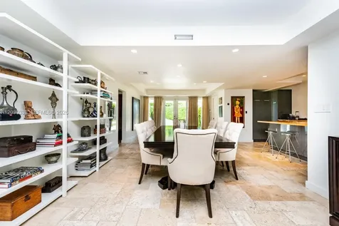 575 W 50th Street Miami Beach FL 33140