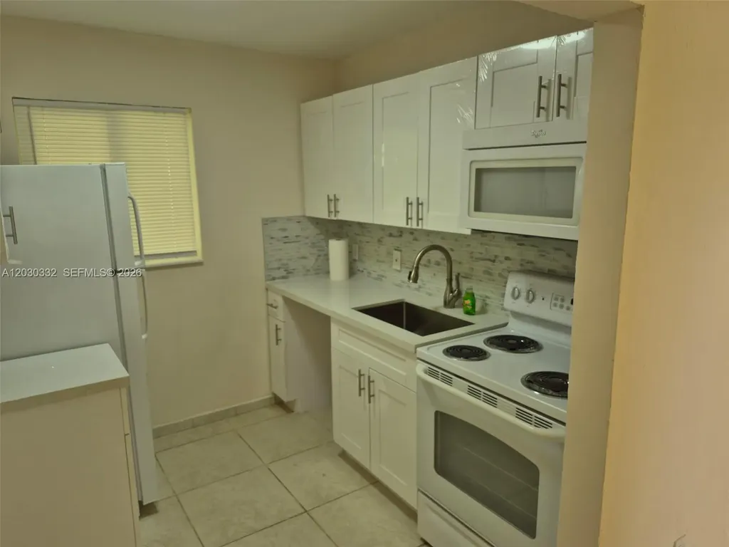 5903 Mckinley Street Hollywood FL 33021