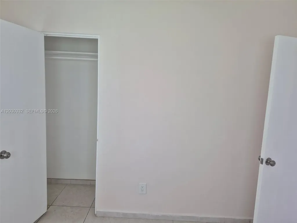 5903 Mckinley Street Hollywood FL 33021