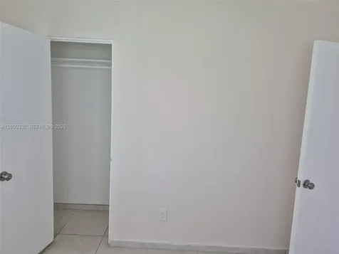 5903 Mckinley Street Hollywood FL 33021