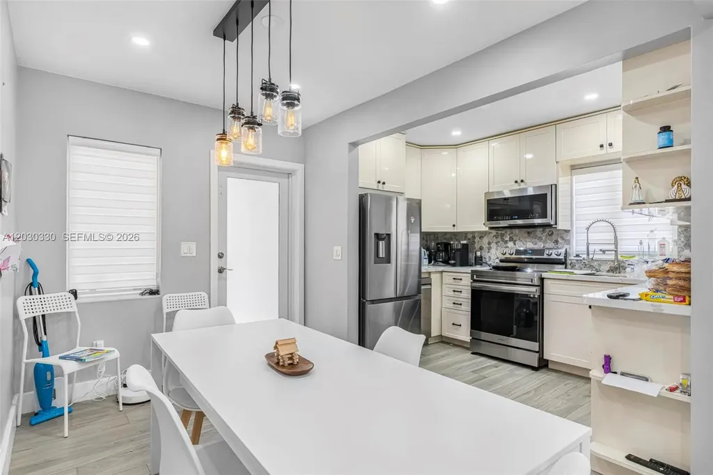 1620 SW 19th Street Miami FL 33145