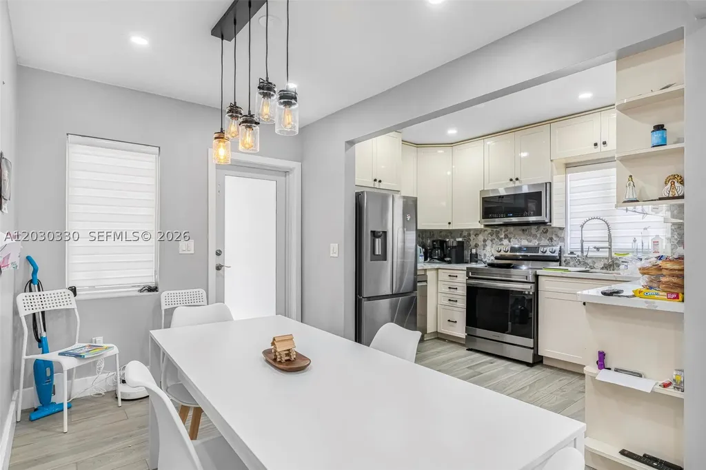 1622 SW 19th Street Miami FL 33145