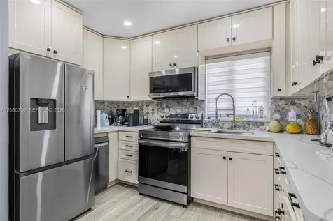 1620 SW 19th Street Miami FL 33145