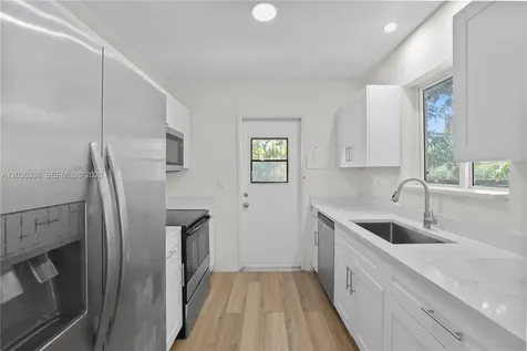 579 NW 119th Street Miami FL 33168