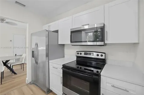 579 NW 119th Street Miami FL 33168