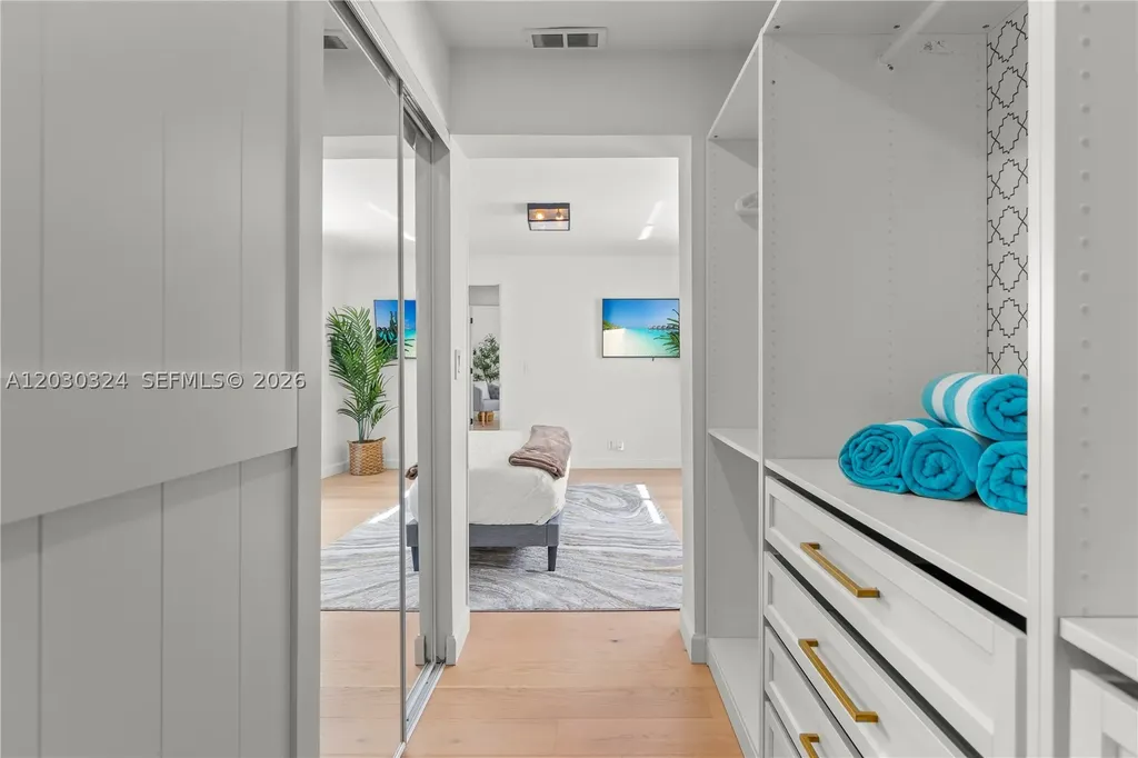 2862 NE 35th Court Lighthouse Point FL 33064