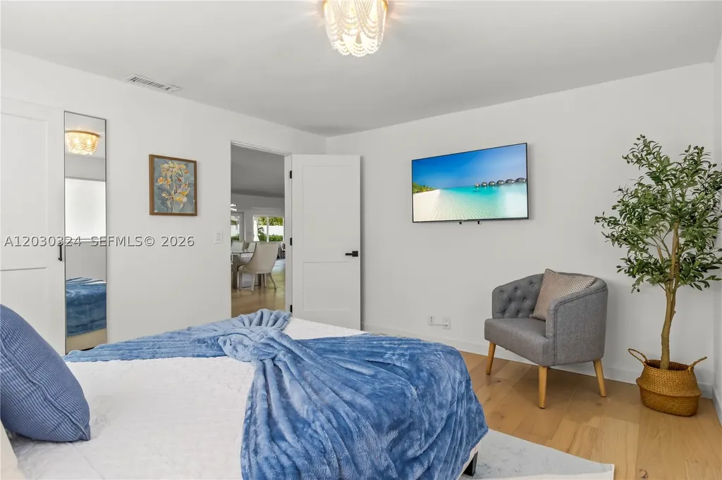 2862 NE 35th Court Lighthouse Point FL 33064