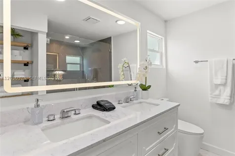 2862 NE 35th Court Lighthouse Point FL 33064