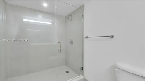555 NE 34th Street Miami FL 33137