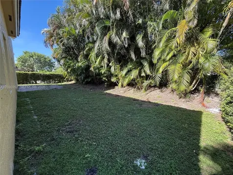 2250 SE 19th Avenue Homestead FL 33035