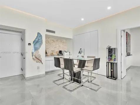 3731 N Country Club Drive Aventura FL 33180