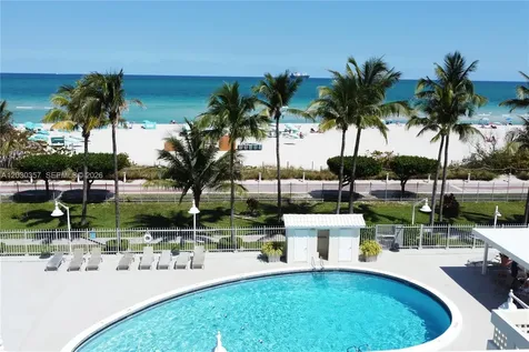 2899 Collins Avenue Miami Beach FL 33140