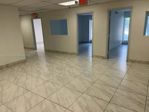 2281 NW 95th Avenue Doral FL 33172