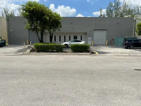 2281 NW 95th Avenue Doral FL 33172