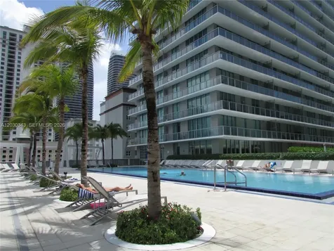1111 SW 1st Avenue Miami FL 33130