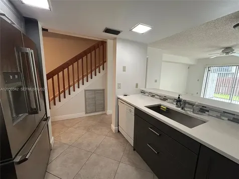 4401 SW 70th Terrace Davie FL 33314