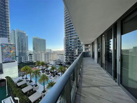 801 S Miami Avenue Miami FL 33130