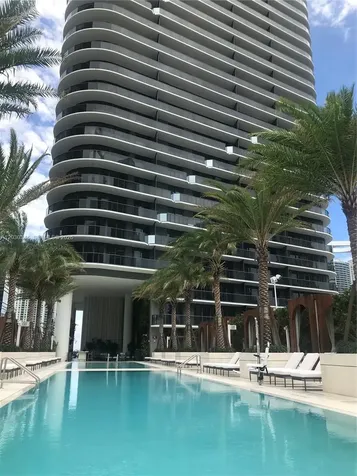 801 S Miami Avenue Miami FL 33130