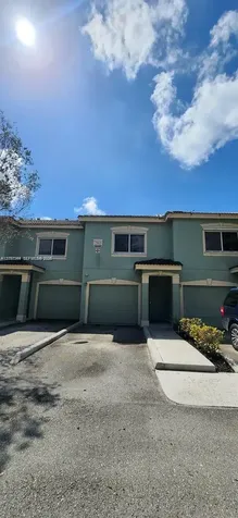 280 Crestwood Circle Royal Palm Beach FL 33411