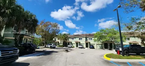 280 Crestwood Circle Royal Palm Beach FL 33411