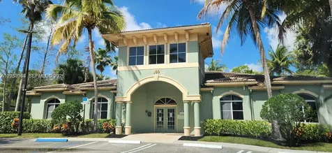 280 Crestwood Circle Royal Palm Beach FL 33411