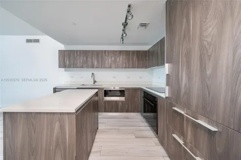 3131 NE 7th Avenue Miami FL 33137