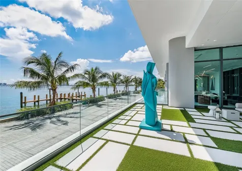 3131 NE 7th Avenue Miami FL 33137
