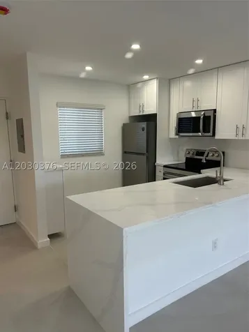 7732 Camino Real Miami FL 33143