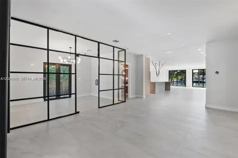 550 S Shore Drive Miami Beach FL 33141