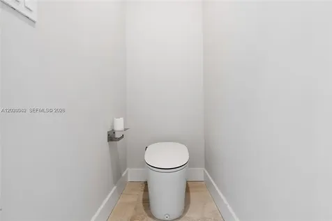 550 S Shore Drive Miami Beach FL 33141