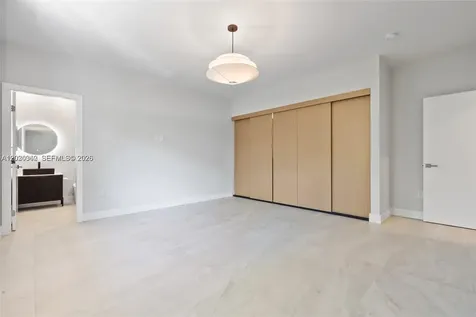 550 S Shore Drive Miami Beach FL 33141