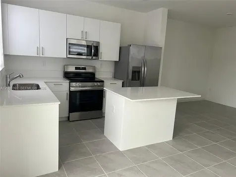 2582 SE 29th Street Homestead FL 33035