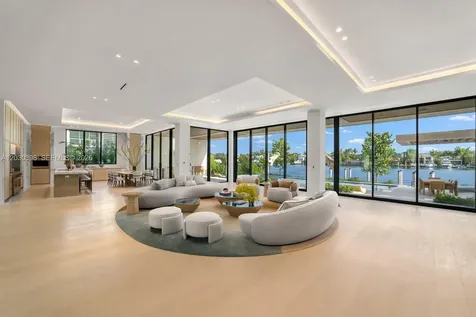 360 S Hibiscus Drive Miami Beach FL 33139