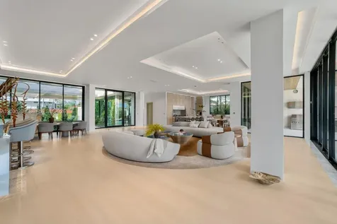 360 S Hibiscus Drive Miami Beach FL 33139