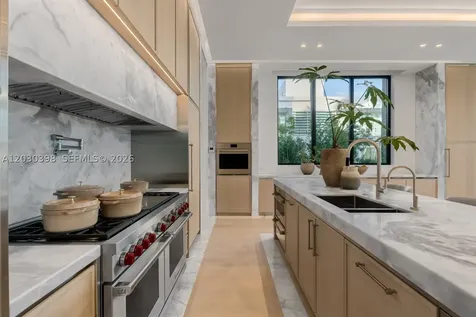 360 S Hibiscus Drive Miami Beach FL 33139