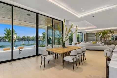 360 S Hibiscus Drive Miami Beach FL 33139