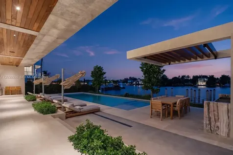 360 S Hibiscus Drive Miami Beach FL 33139