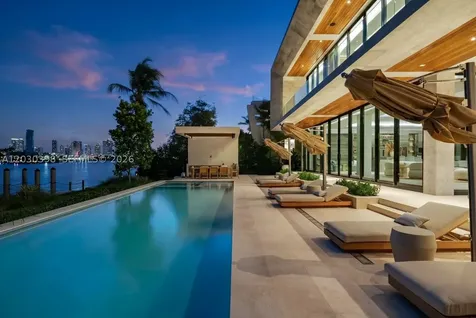 360 S Hibiscus Drive Miami Beach FL 33139
