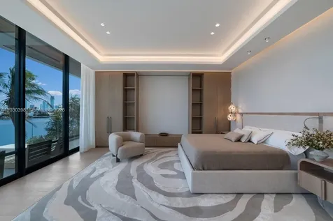 360 S Hibiscus Drive Miami Beach FL 33139
