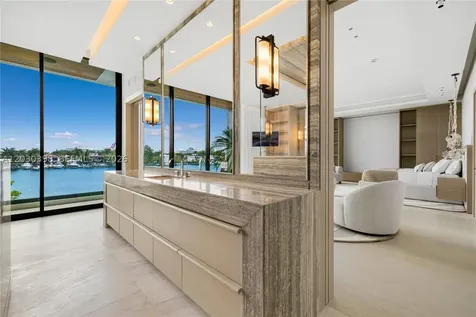 360 S Hibiscus Drive Miami Beach FL 33139
