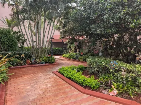 1300 NW 122nd Terrace Pembroke Pines FL 33026